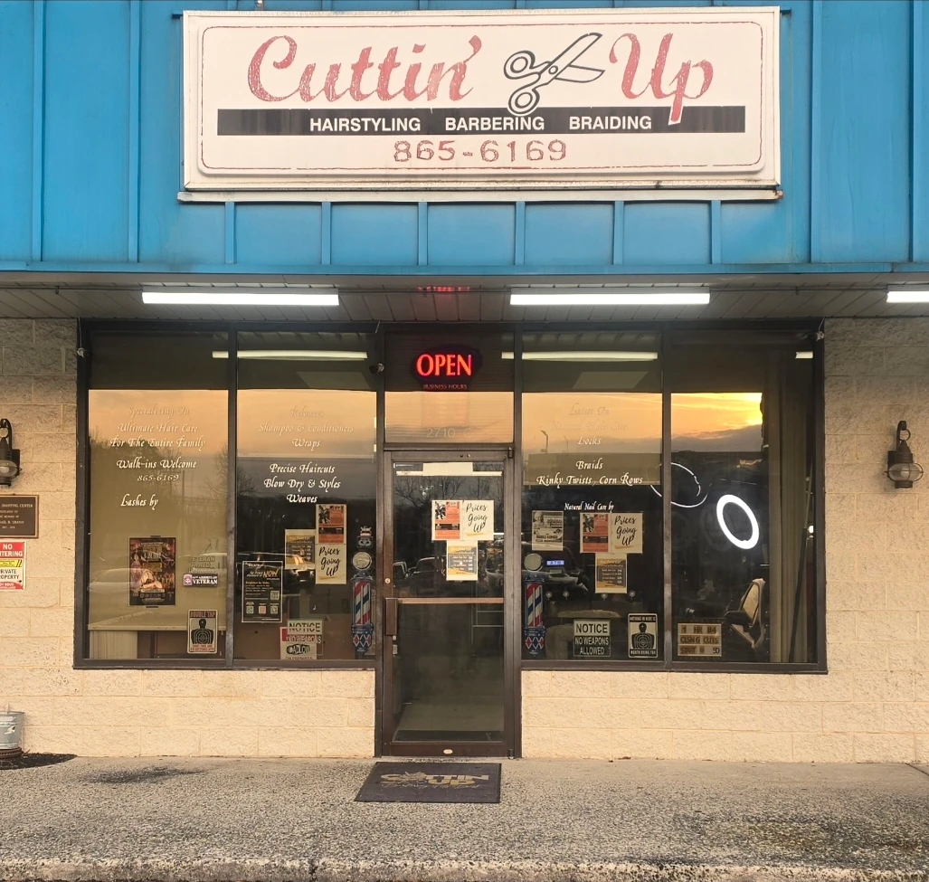 Cuttinup barbershop and salon in Hampton, VA